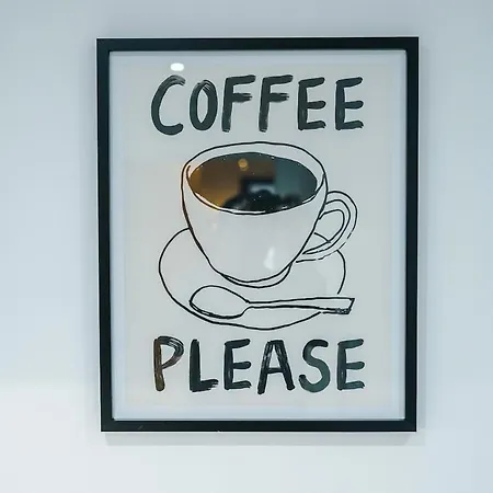 Sleek 2 Bed Free Parking And Terrace Apartamento