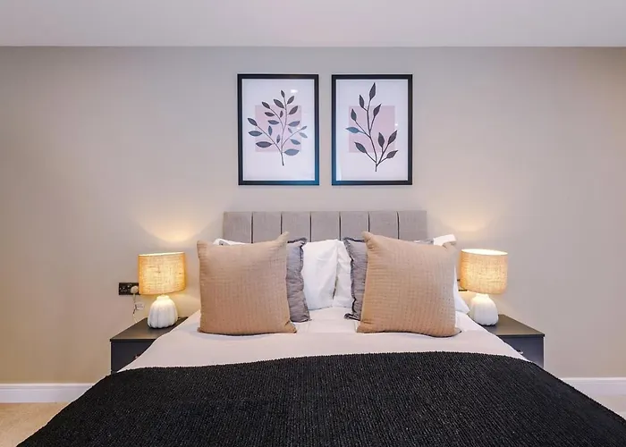 Sleek 2 Bed Free Parking And Terrace * Лідс