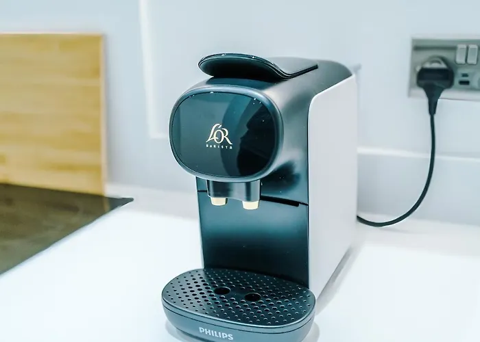 Sleek 2 Bed Free Parking And Terrace Leeds (West Yorkshire)